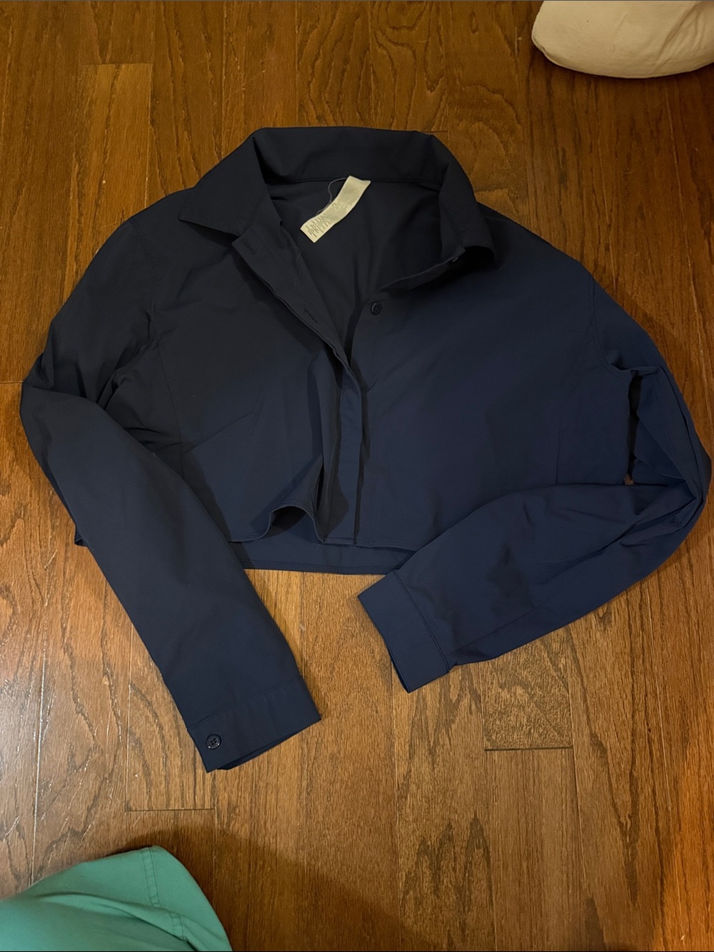 ALO Yoga Cropped Navy Button-Up Jacket